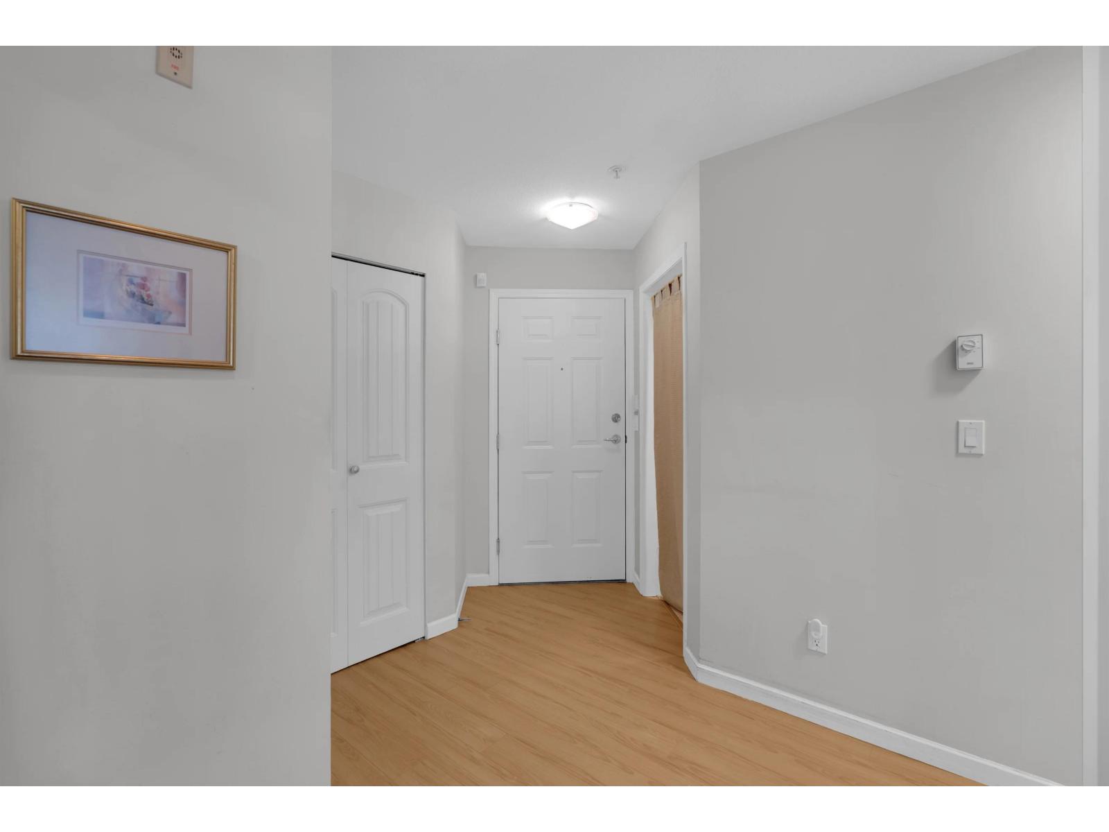 206 9668 148 Street Property Photo 3