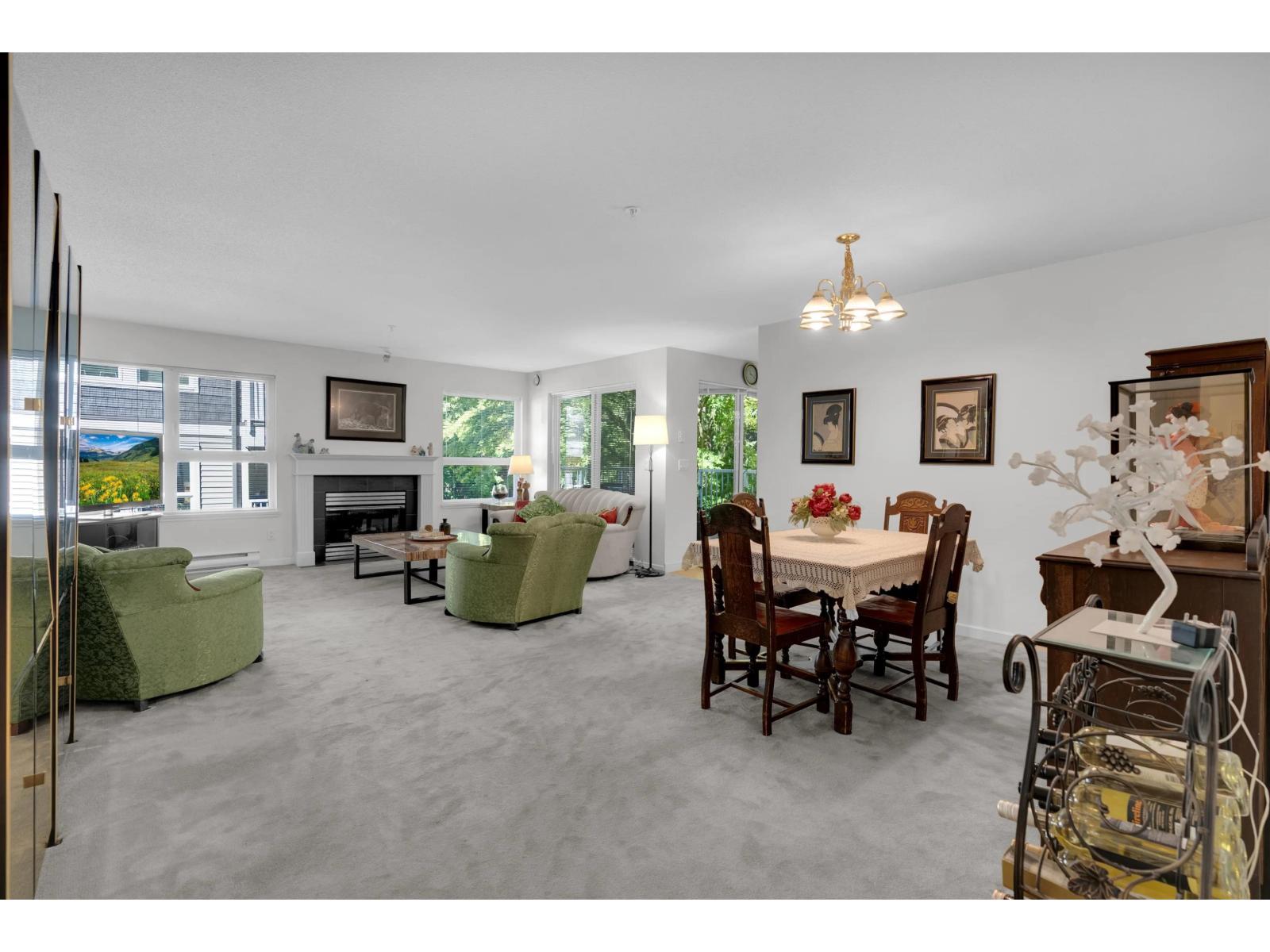 206 9668 148 Street Property Photo 5