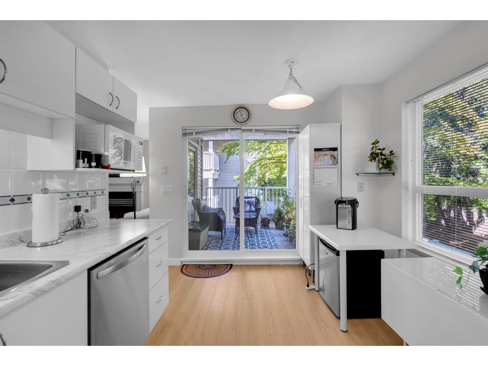 206 9668 148 Street Property Photo 10