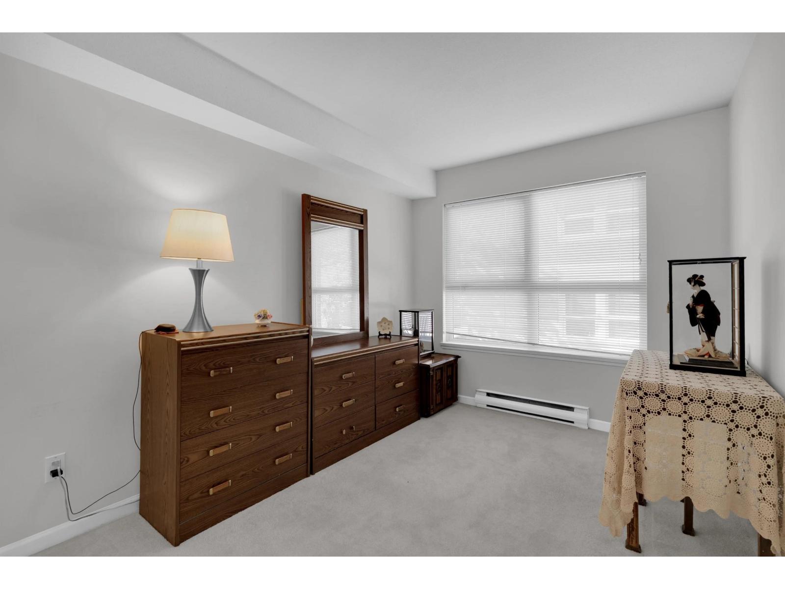 206 9668 148 Street Property Photo 17