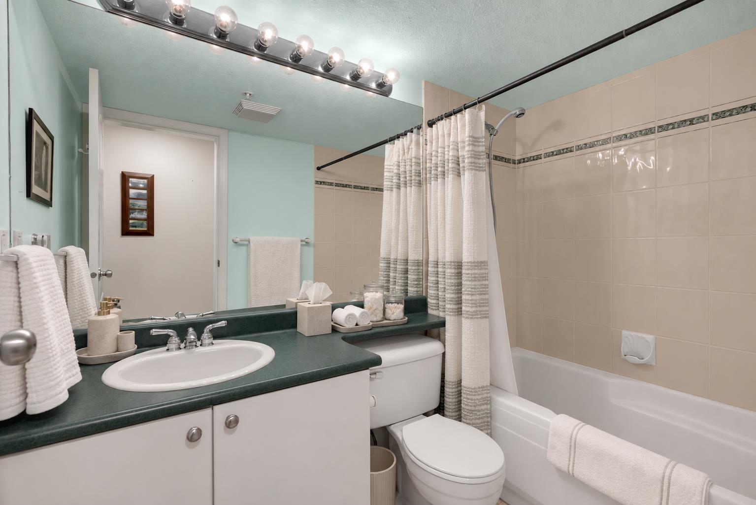 206 9668 148 Street Property Photo 18