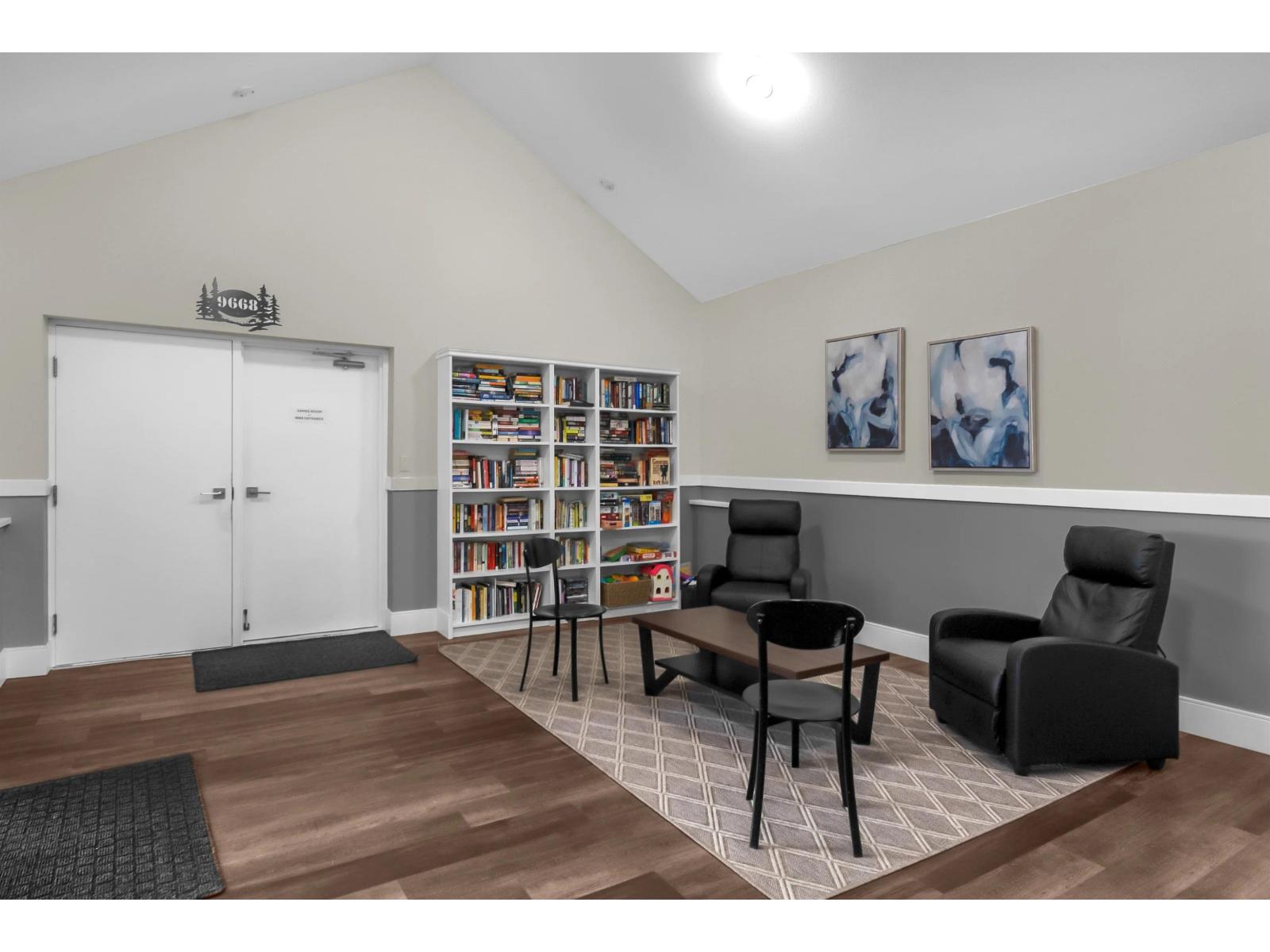 206 9668 148 Street Property Photo 28