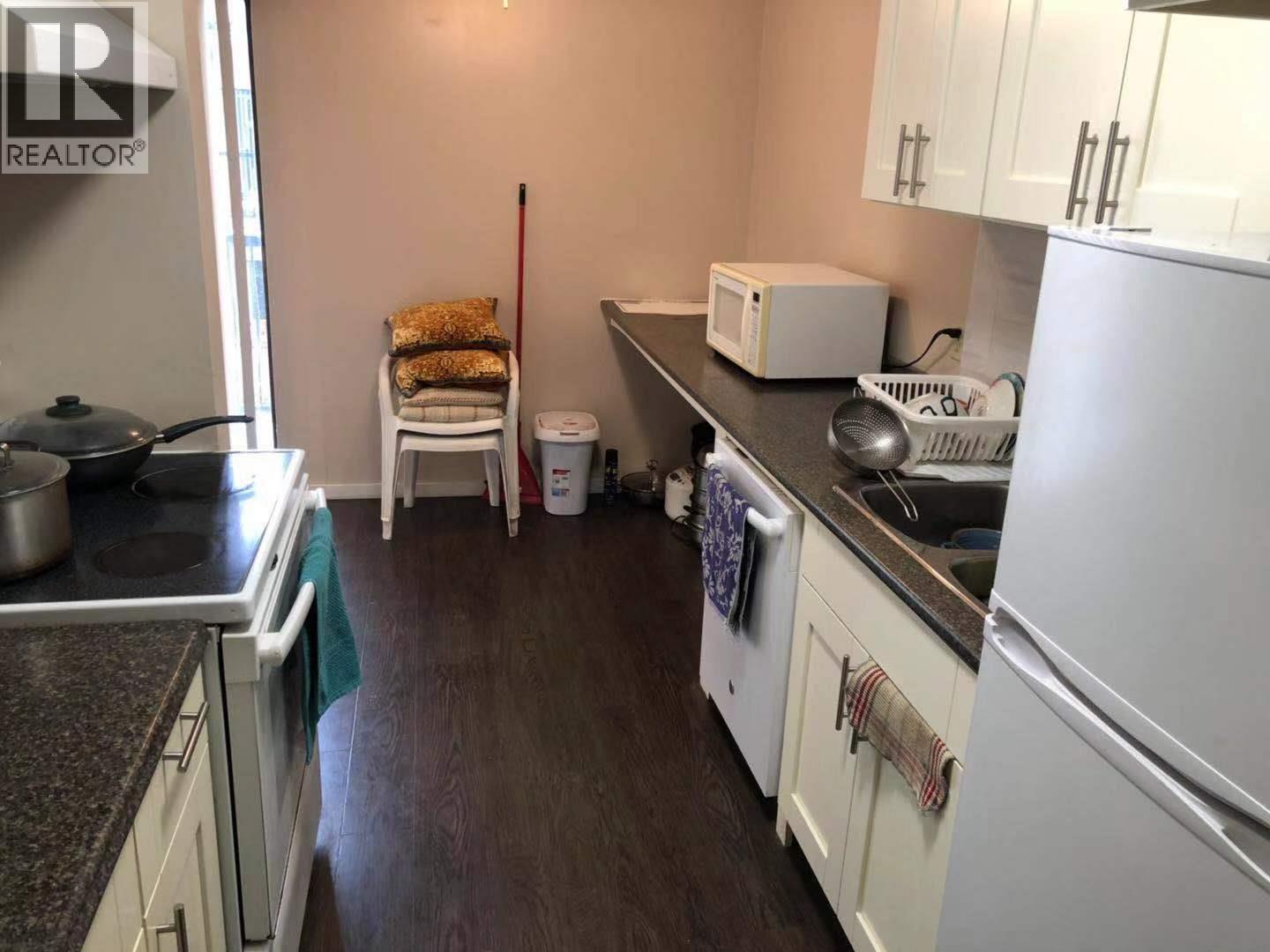 249 8111 Ryan Road Property Photo 4