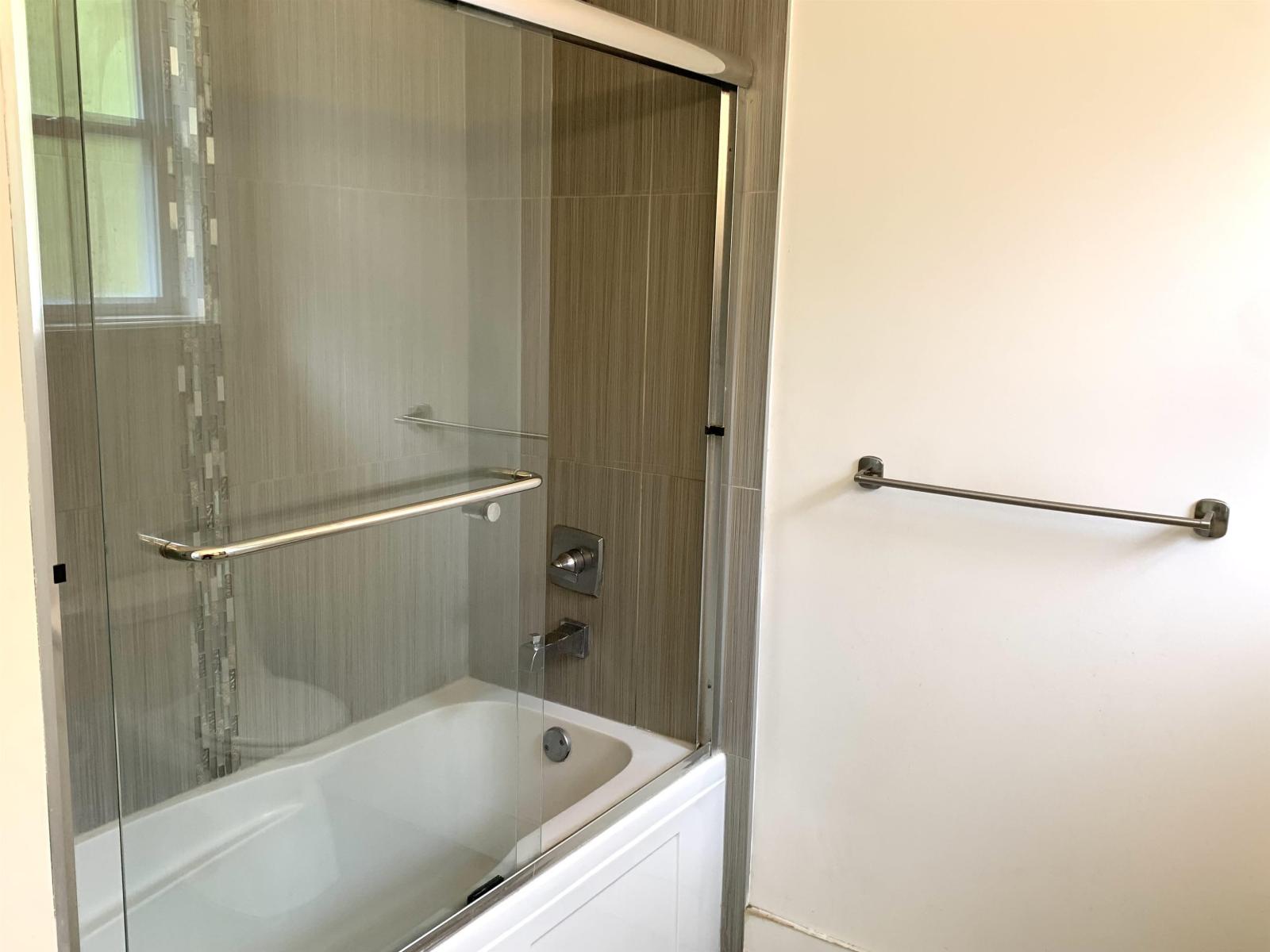 10710 Sylvester Road Property Photo 25
