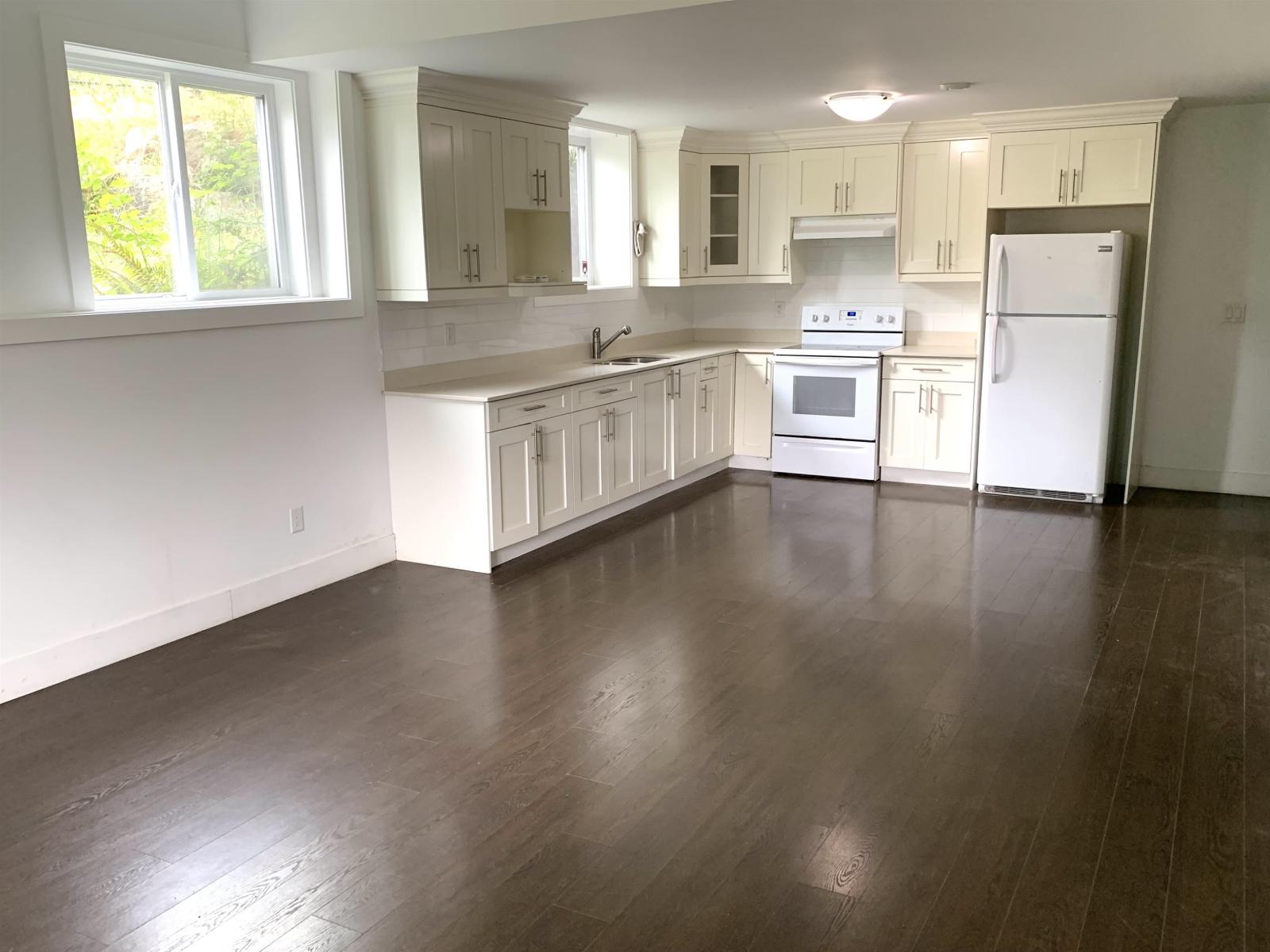 10710 Sylvester Road Property Photo 31
