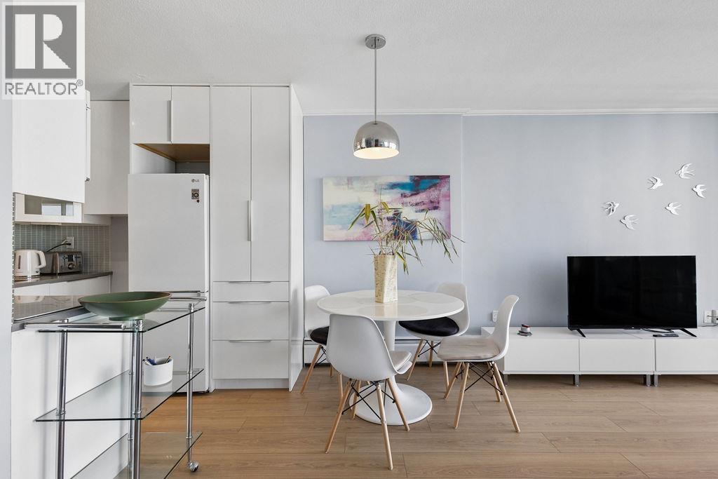 1503 1251 Cardero Street Property Photo 10
