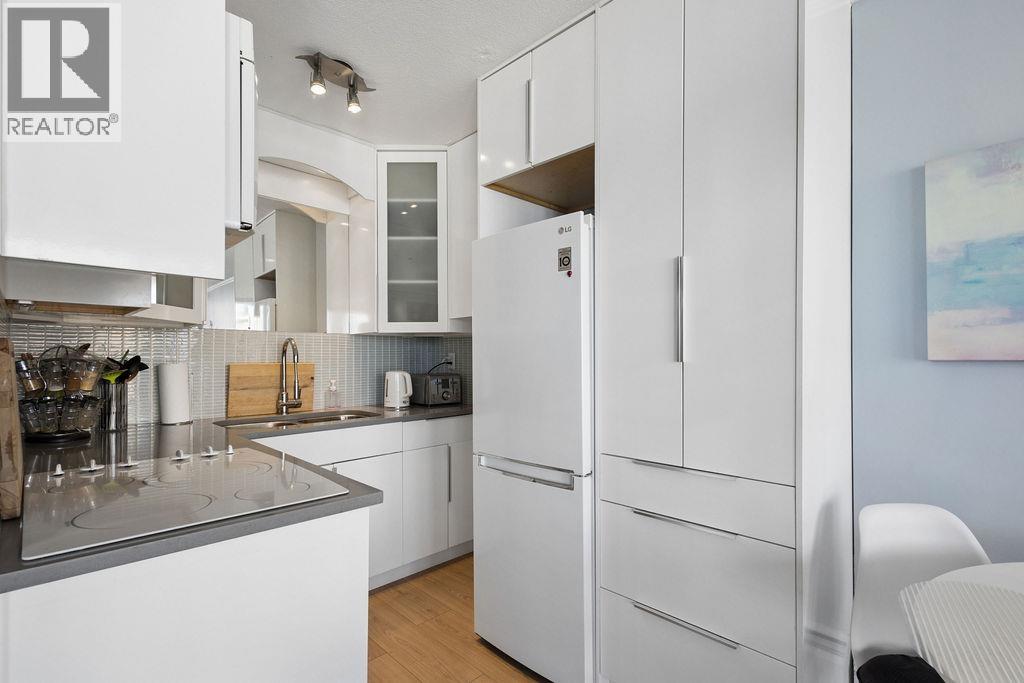 1503 1251 Cardero Street Property Photo 15