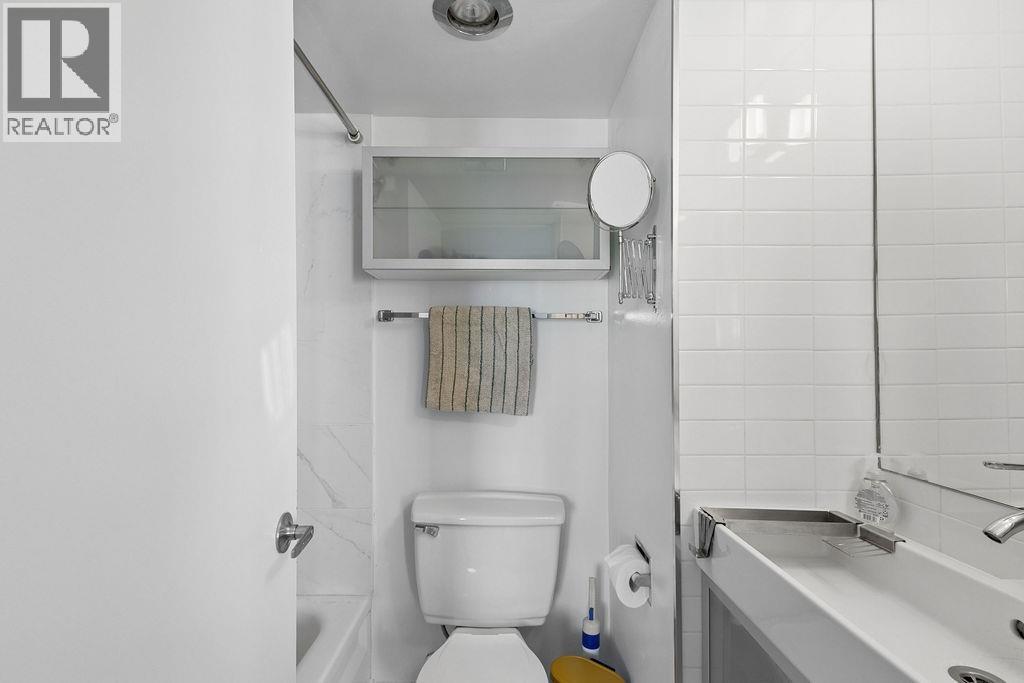 1503 1251 Cardero Street Property Photo 21