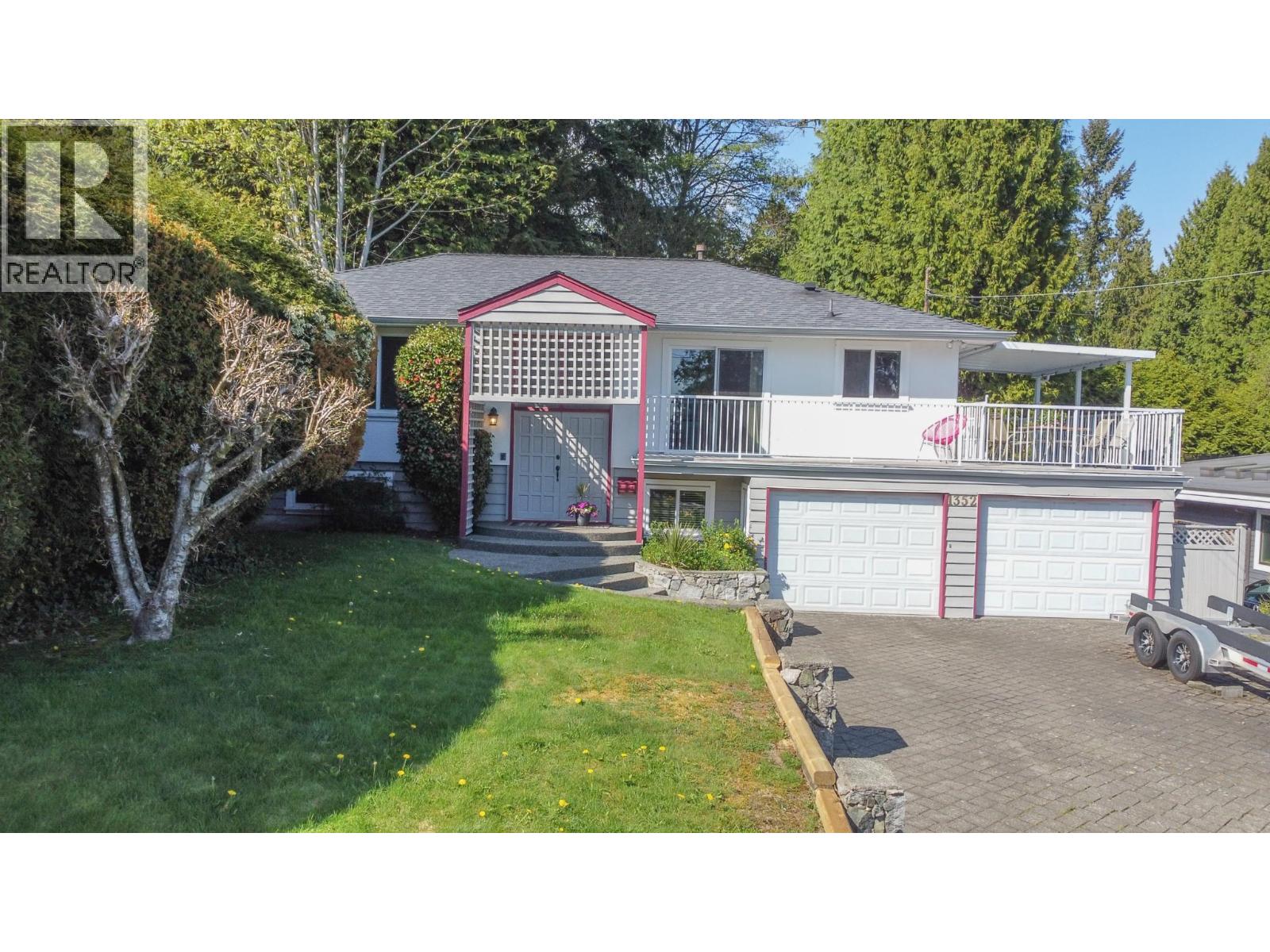 1352 E 16th Street Property Photo 1