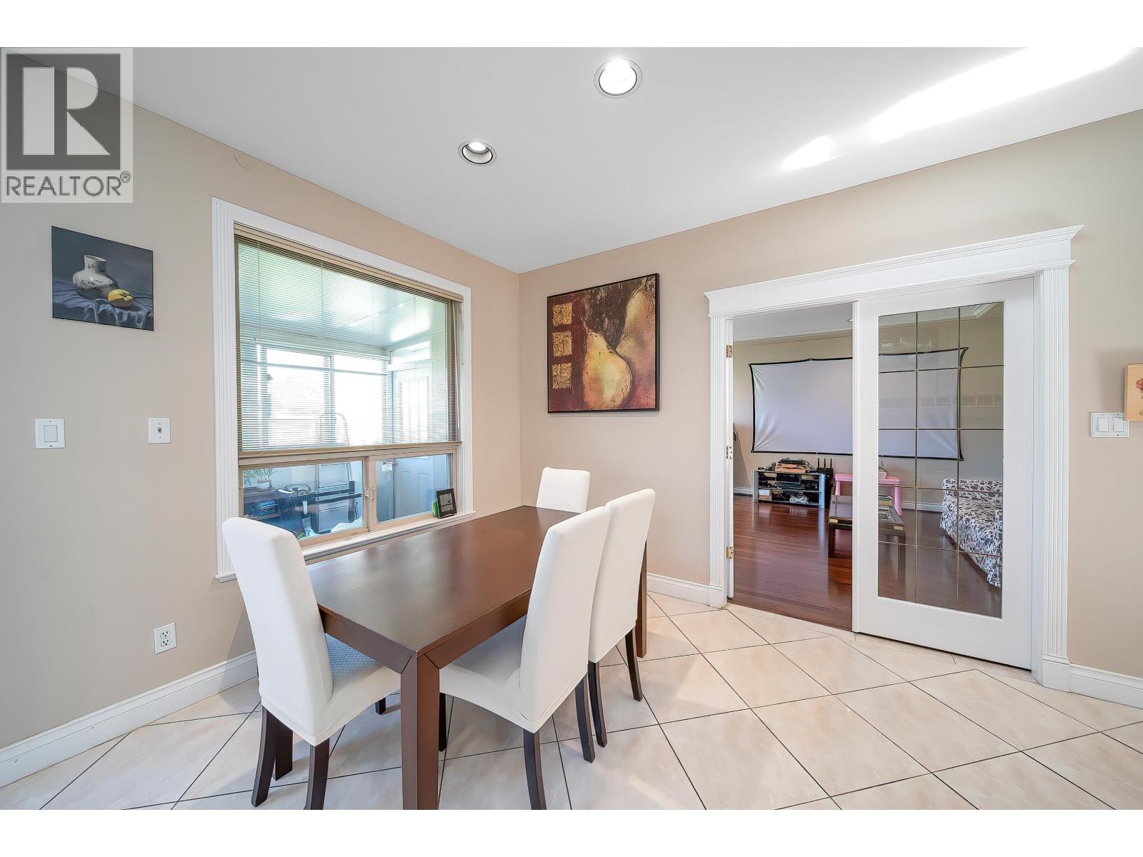 8671 Saunders Road Property Photo 5