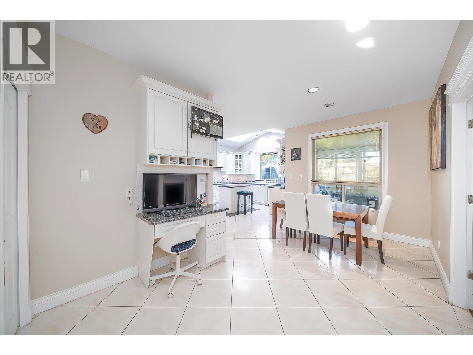 8671 Saunders Road Property Photo 21
