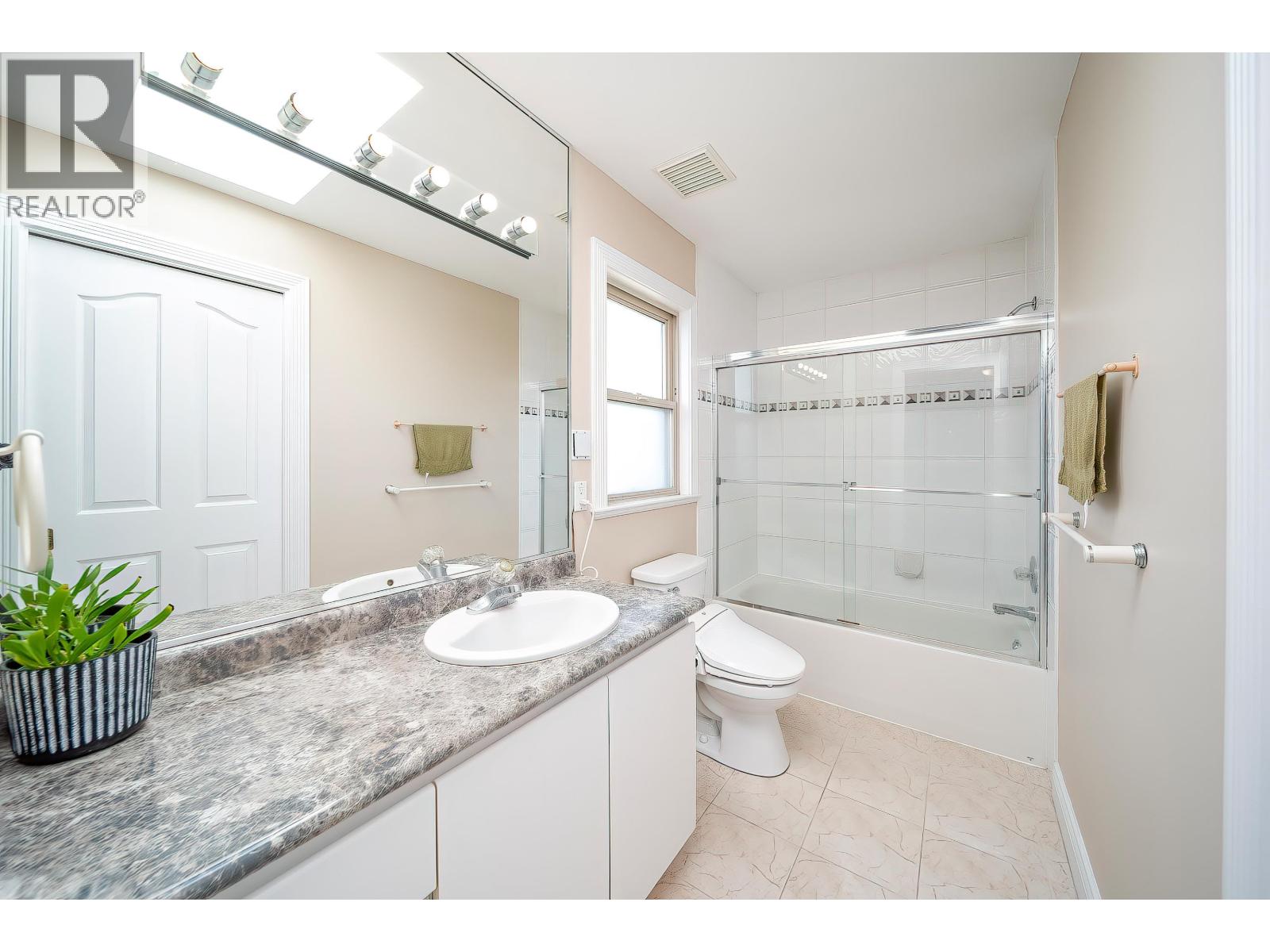 8671 Saunders Road Property Photo 32