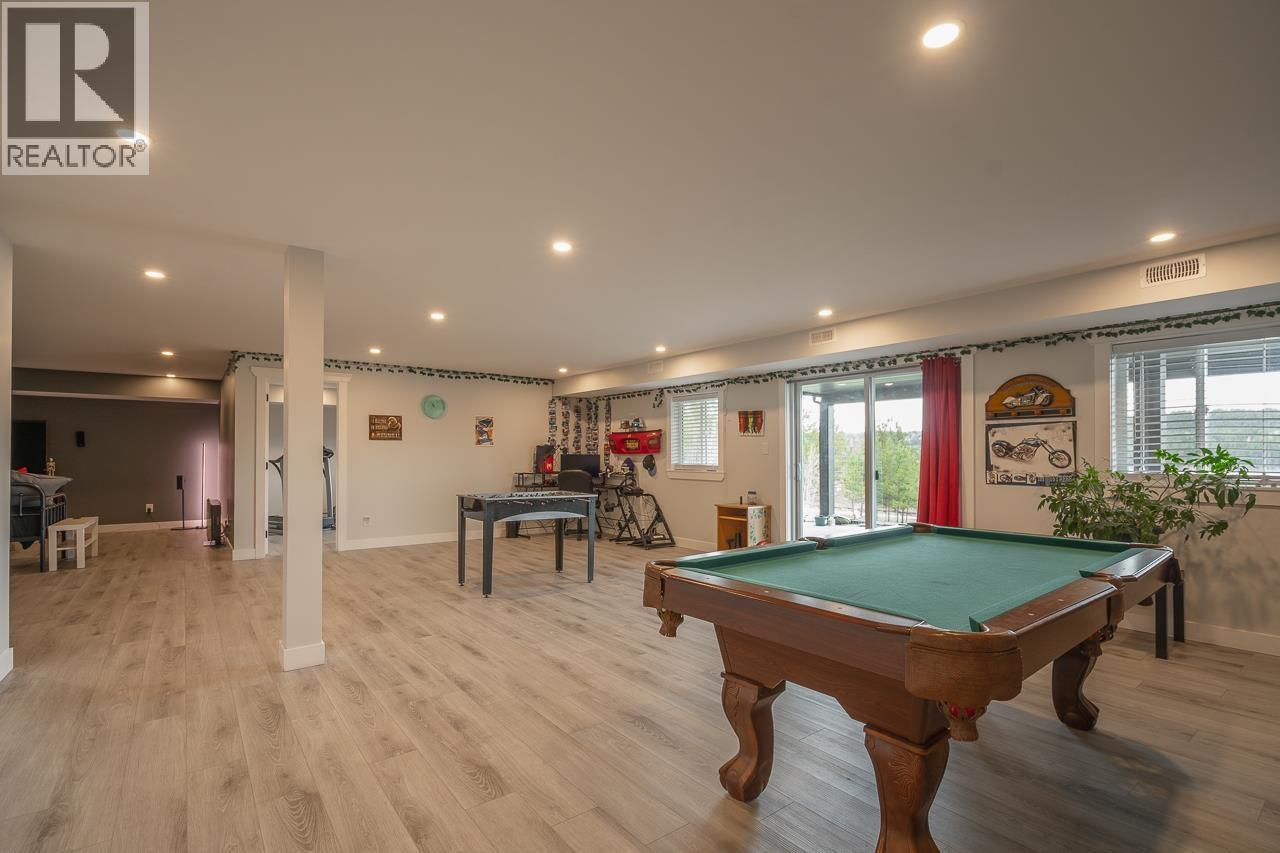 5593 Lakeside Court Property Photo 26