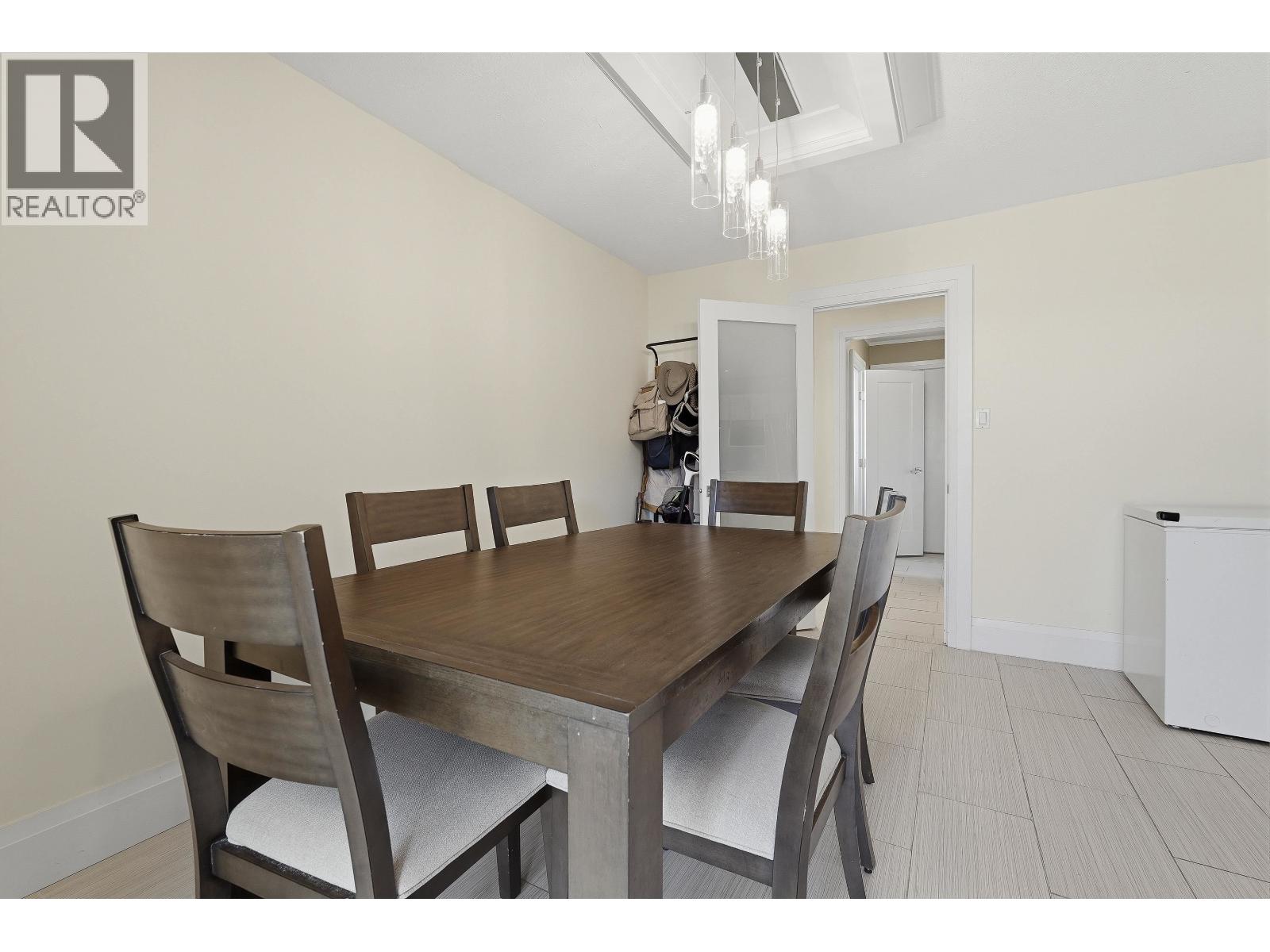 23423 Sandpiper Avenue Property Photo 12