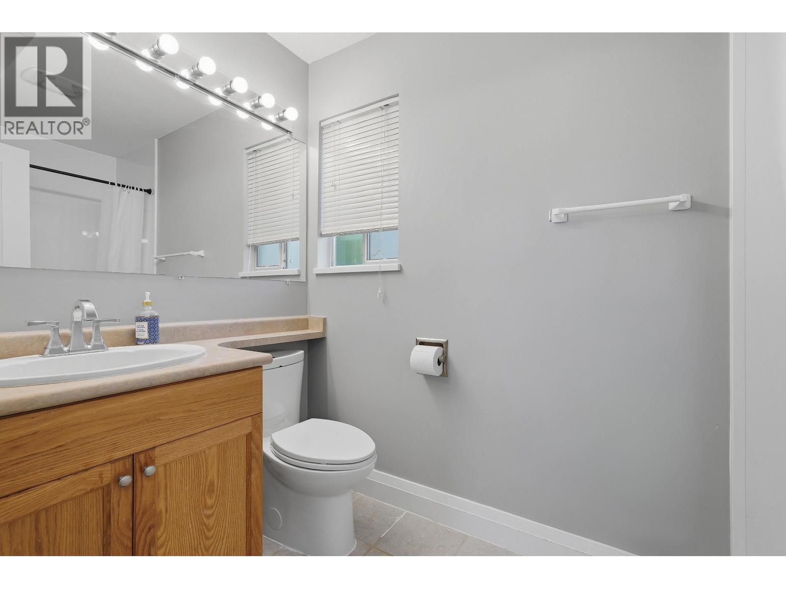 23423 Sandpiper Avenue Property Photo 17