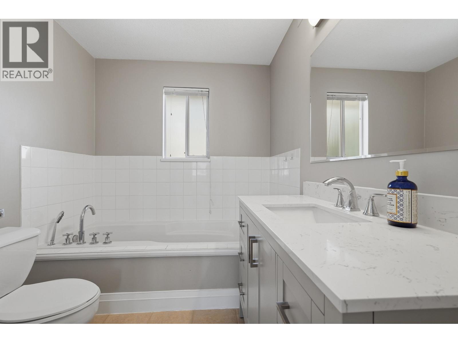 23423 Sandpiper Avenue Property Photo 21