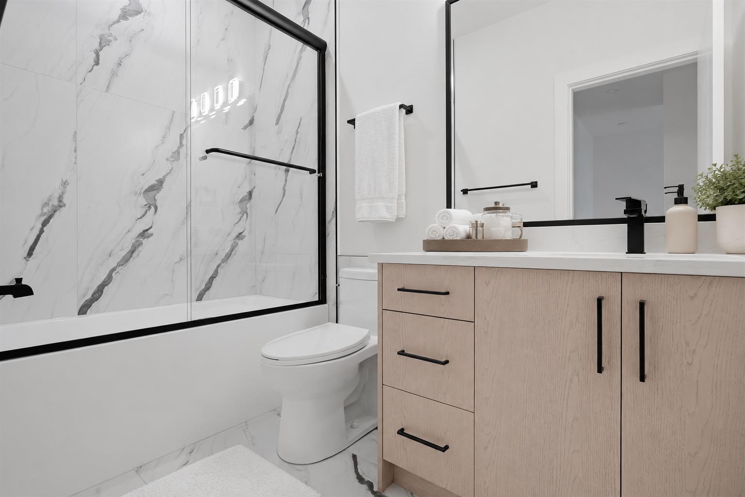 101 12873 Marine Drive Property Photo 18