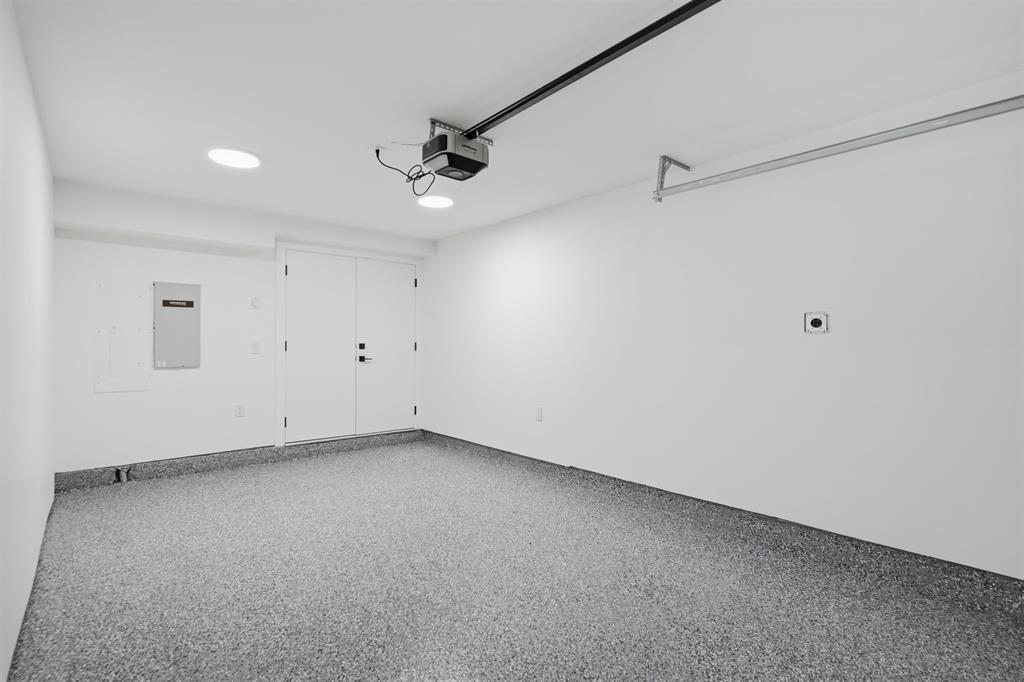 101 12873 Marine Drive Property Photo 24