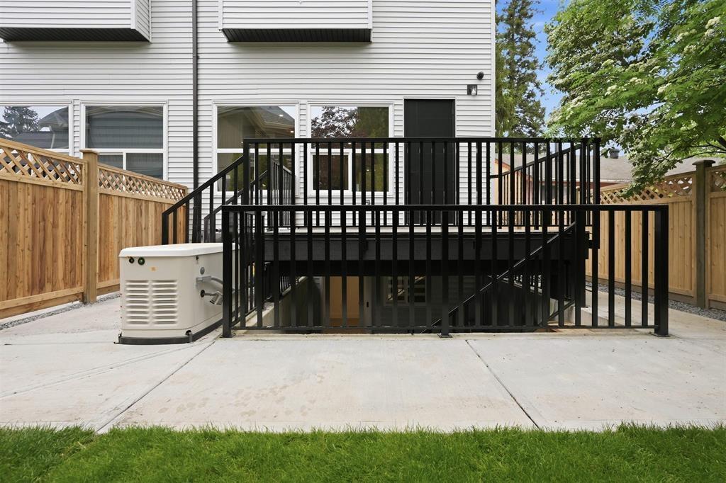 101 12873 Marine Drive Property Photo 26