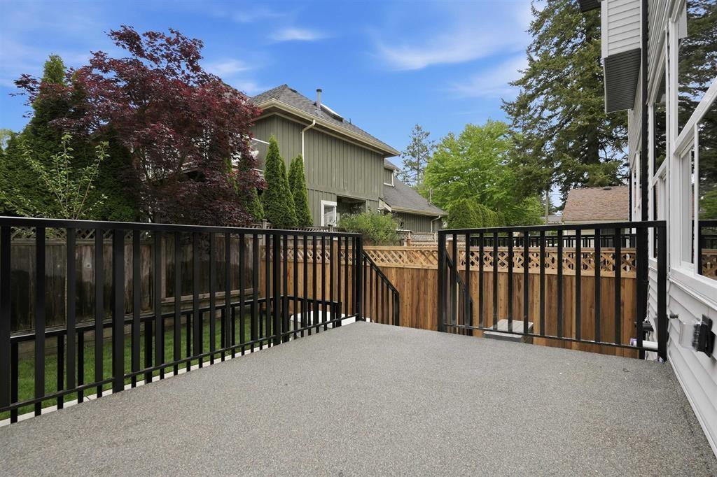 101 12873 Marine Drive Property Photo 31