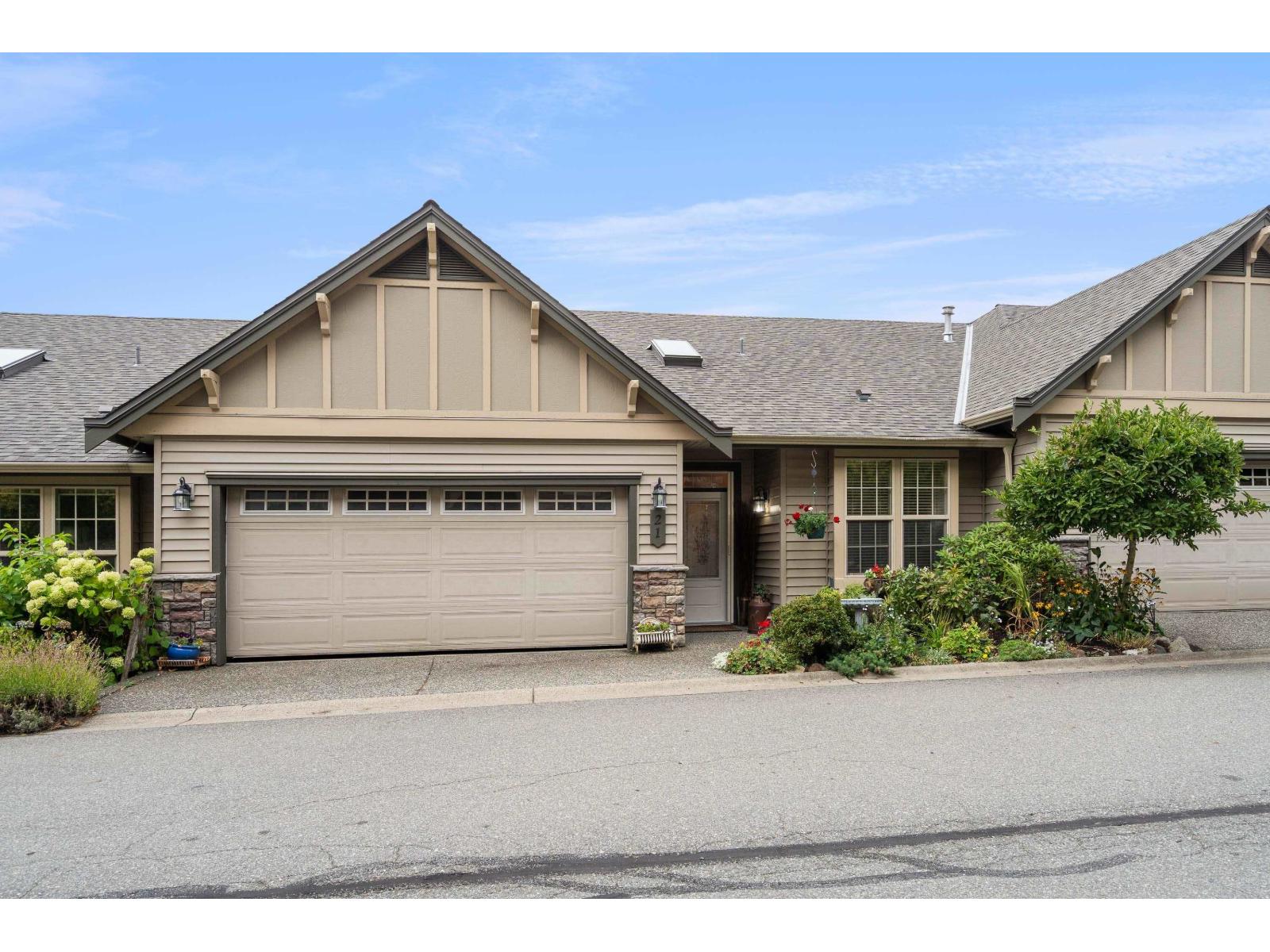 21 2842 Whatcom Road Property Photo 1