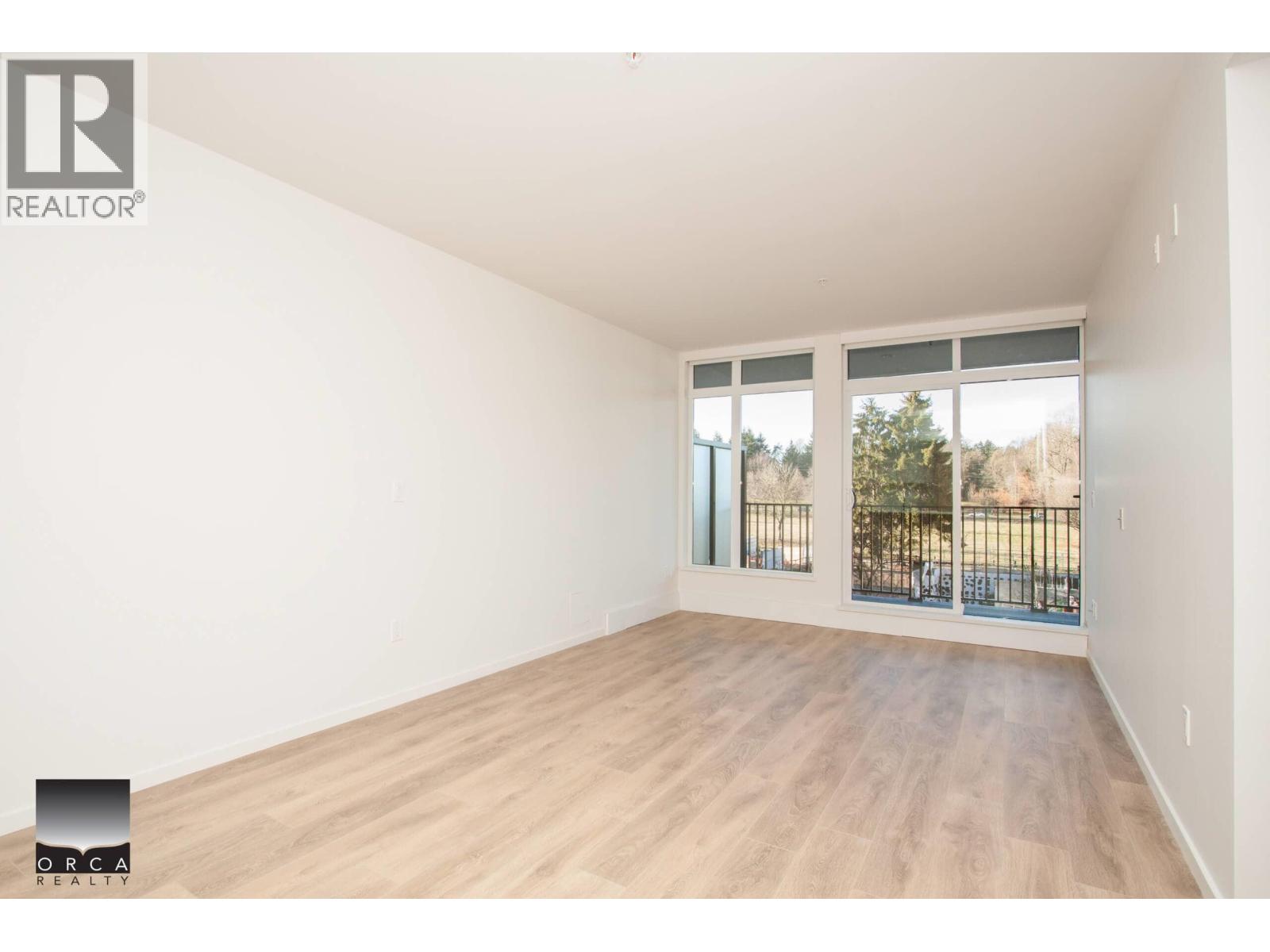 311 5080 Quebec Street Property Photo 5