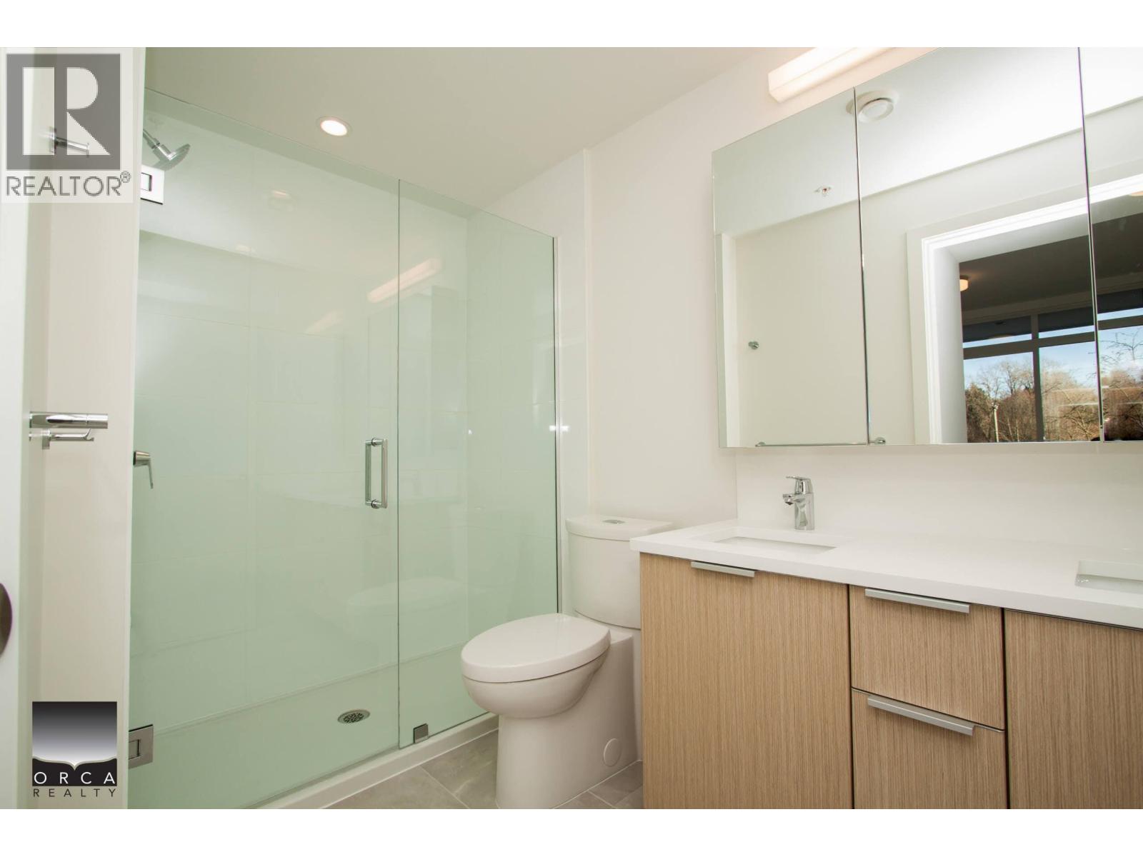 311 5080 Quebec Street Property Photo 12