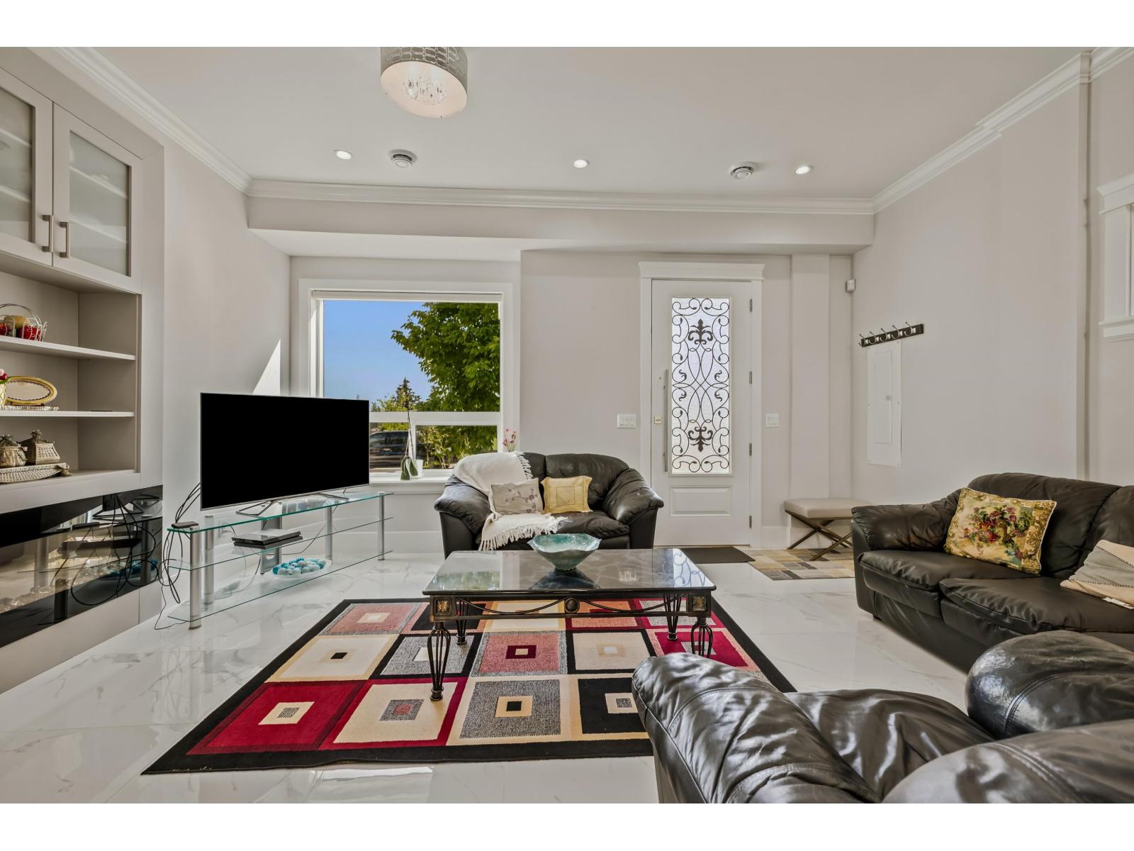 13045 59 Avenue Property Photo 6