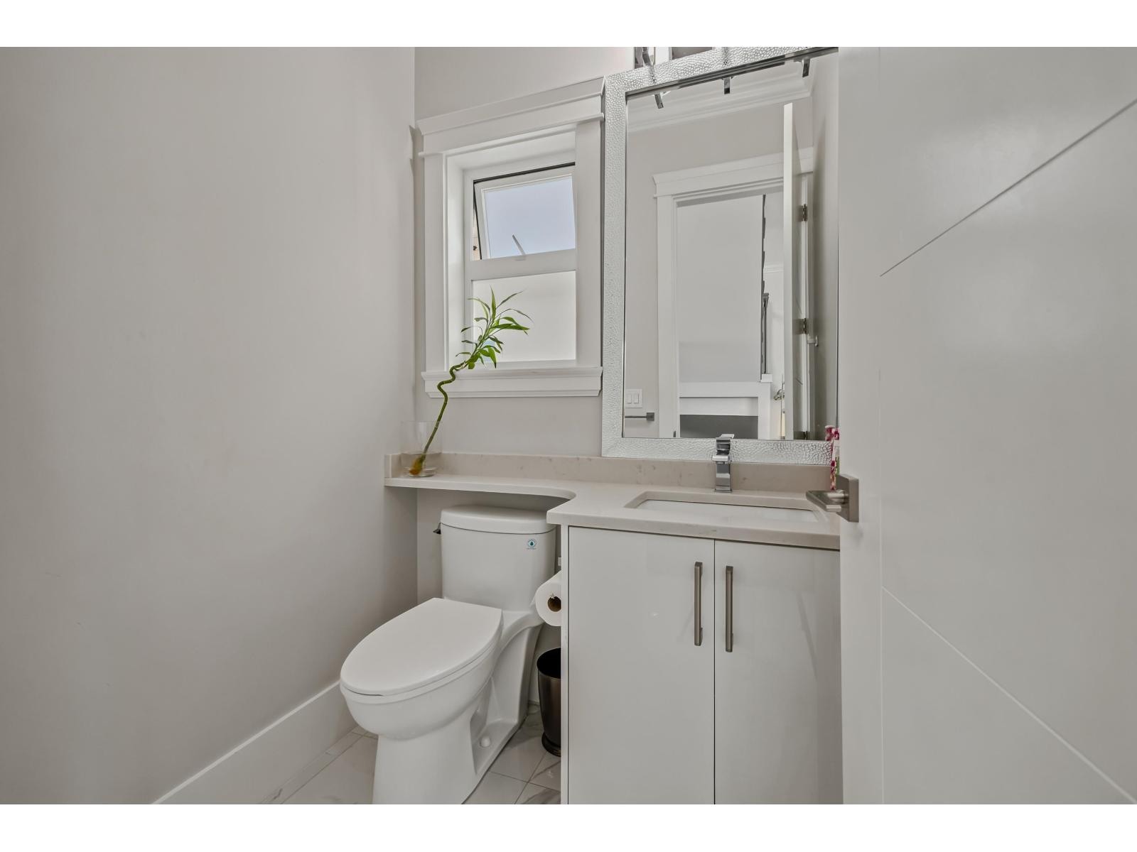 13045 59 Avenue Property Photo 9