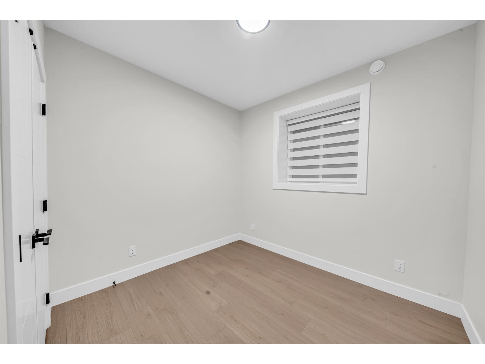 20280 27a Avenue Property Photo 26