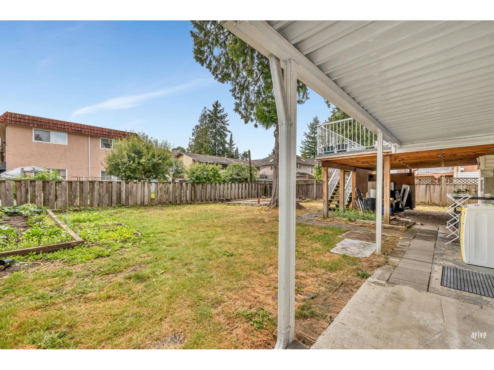11786 86 Avenue Property Photo 3