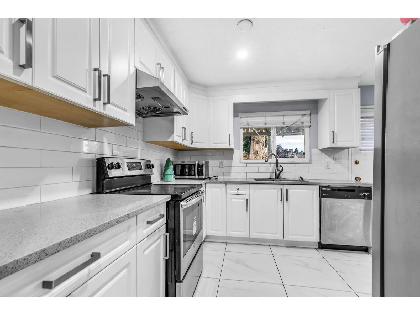 11786 86 Avenue Property Photo 10