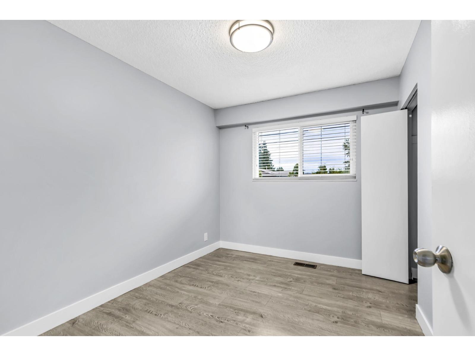 11786 86 Avenue Property Photo 15