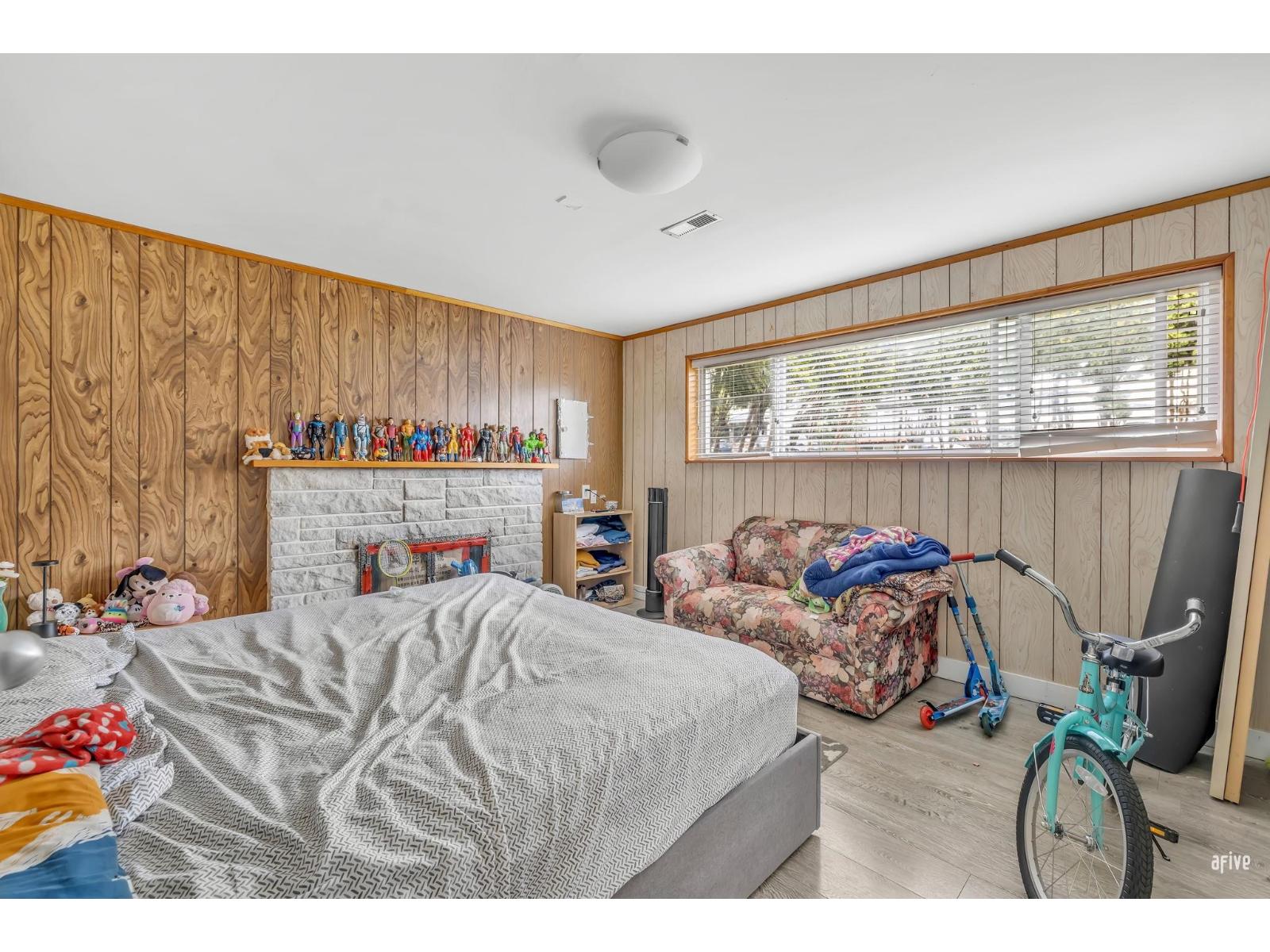 11786 86 Avenue Property Photo 28