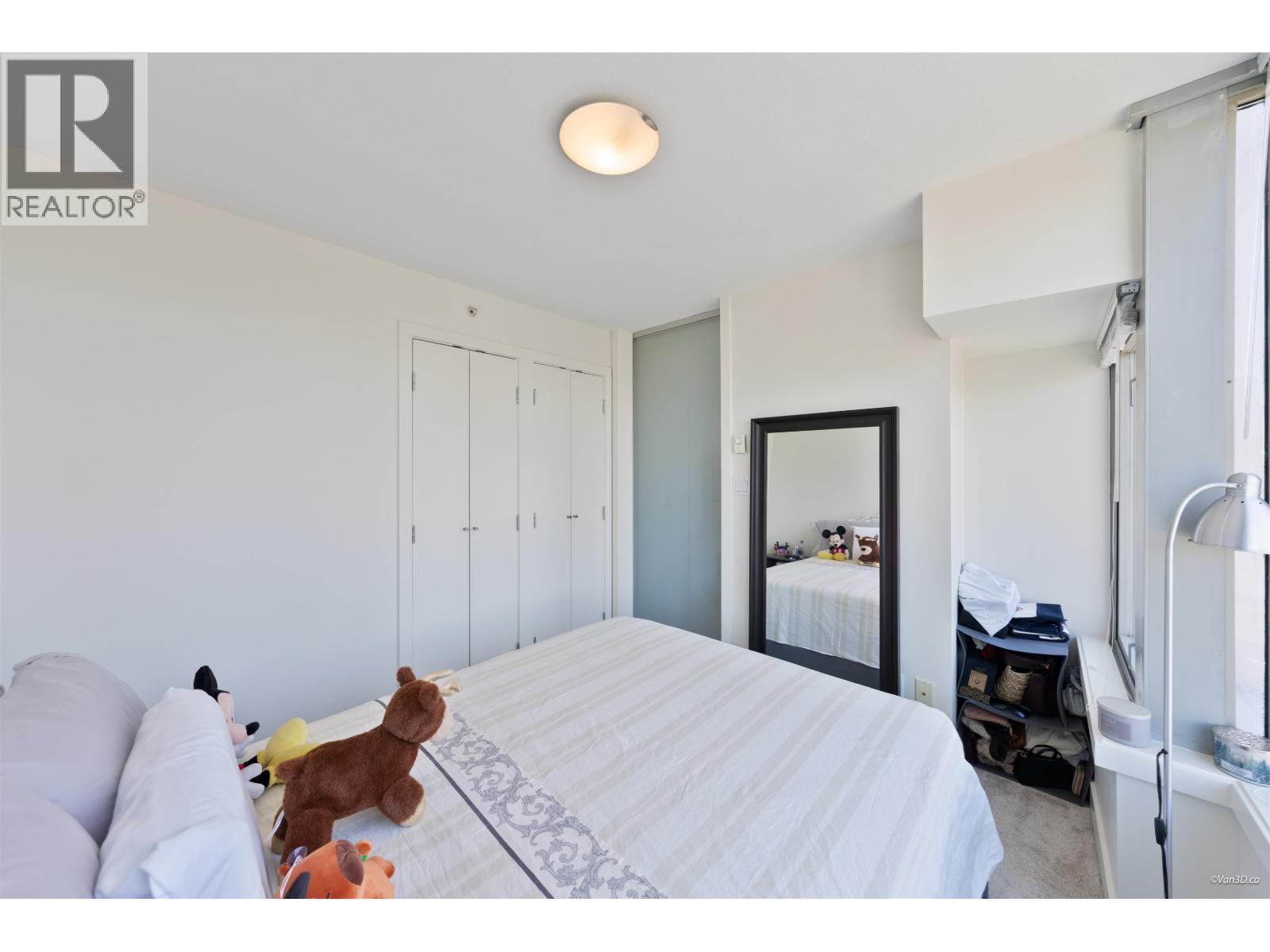 2204 1255 Seymour Street Property Photo 17