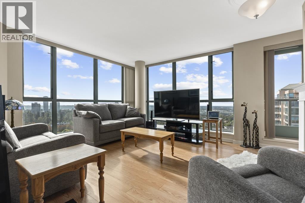 1703 6611 Southoaks Crescent Property Photo 1