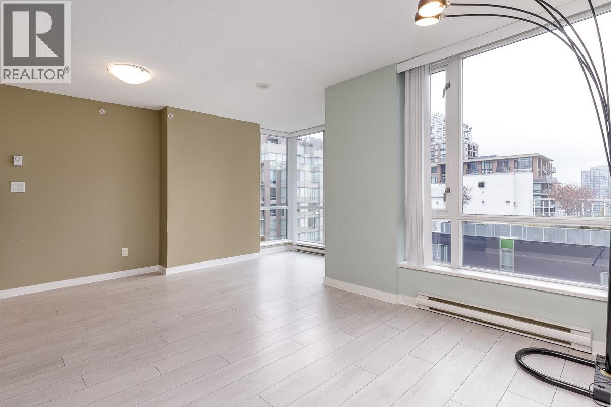 1708 1082 Seymour Street Property Photo 11