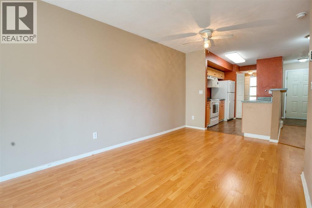 206 22277 122 Avenue Property Photo 5