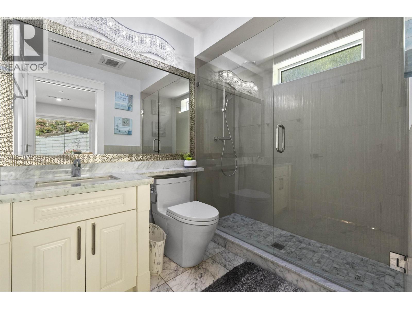 2559 Nelson Avenue Property Photo 15