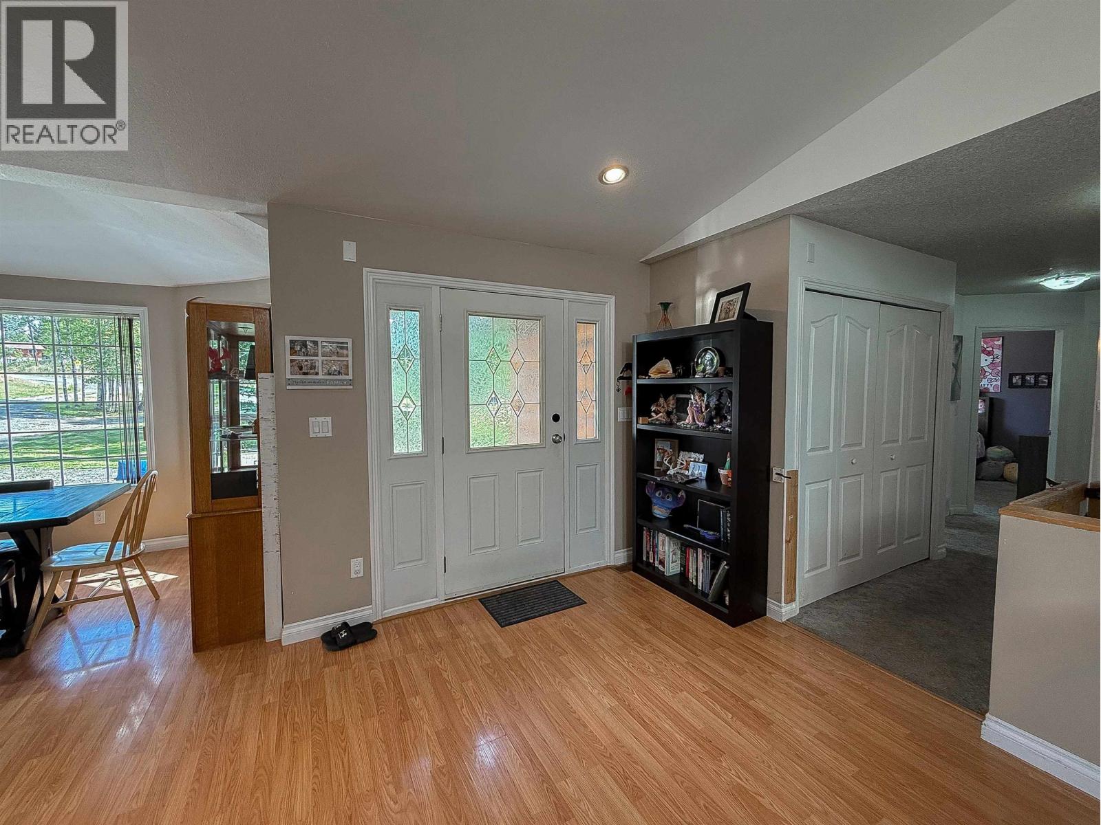 4970 Easzee Drive Property Photo 10