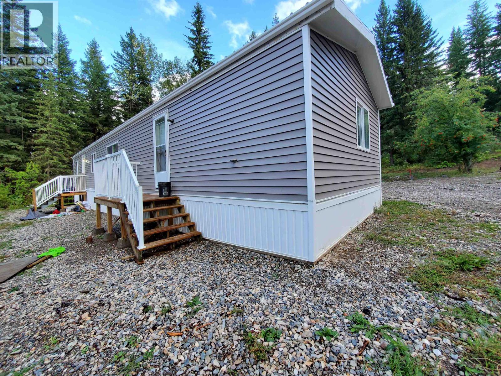 2630 Roberta Road Property Photo 1