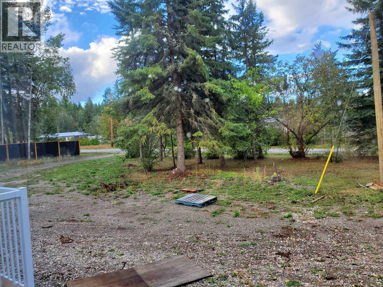 2630 Roberta Road Property Photo 5