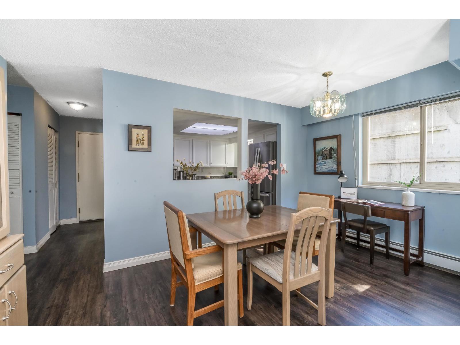 102 1368 Foster Street Property Photo 7
