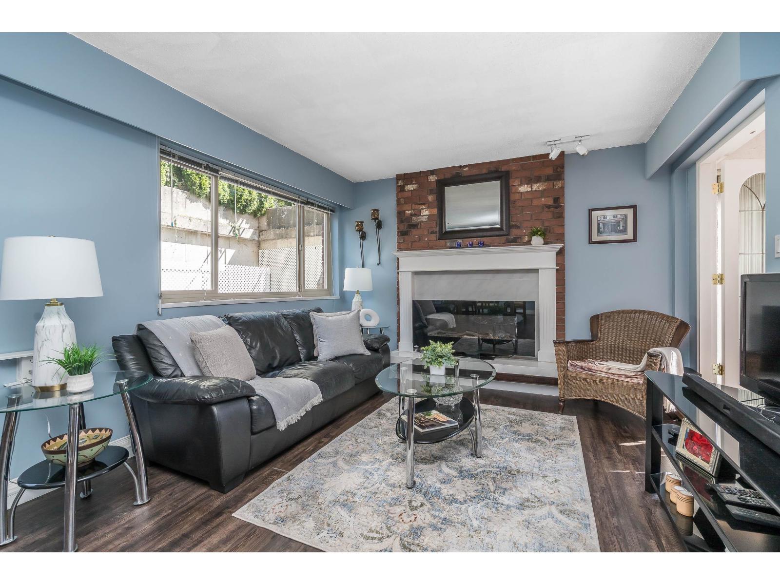 102 1368 Foster Street Property Photo 11