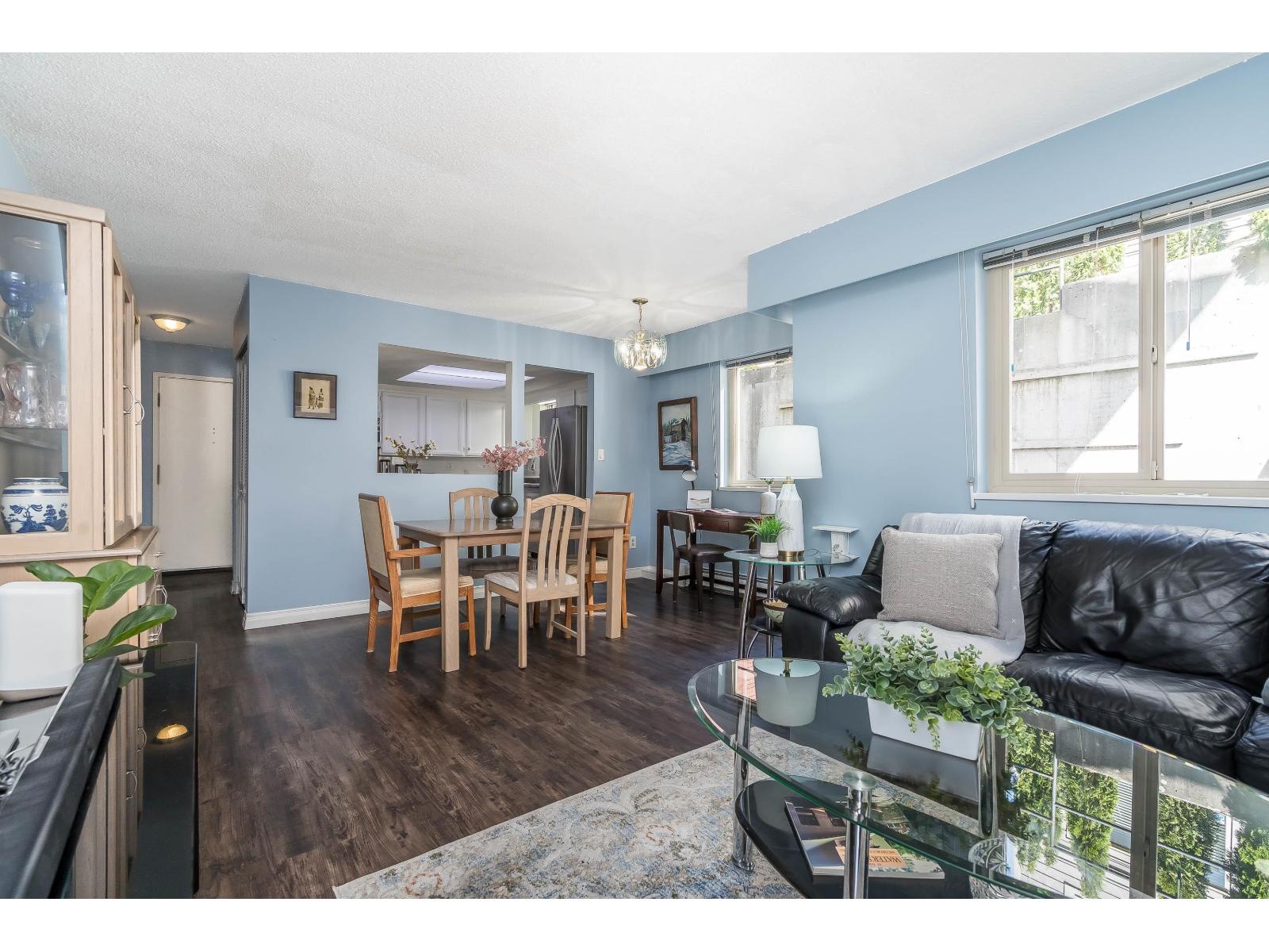 102 1368 Foster Street Property Photo 12