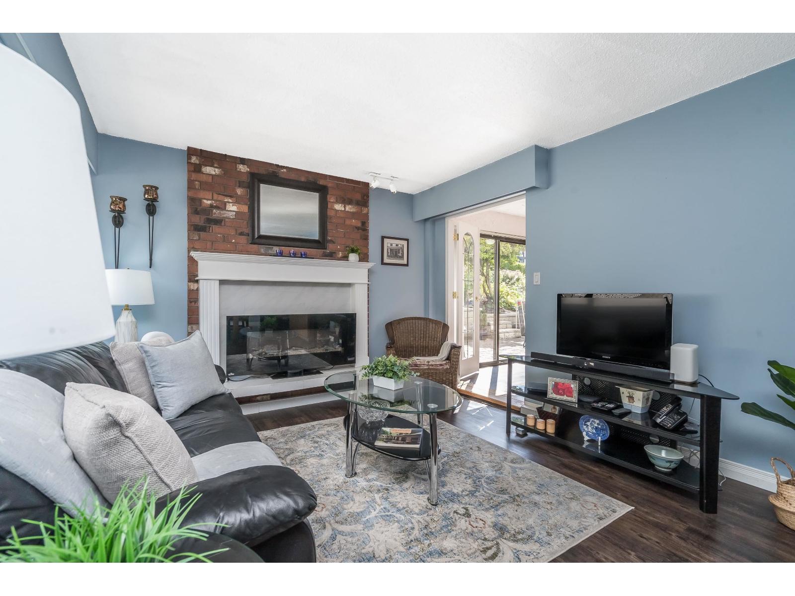 102 1368 Foster Street Property Photo 13