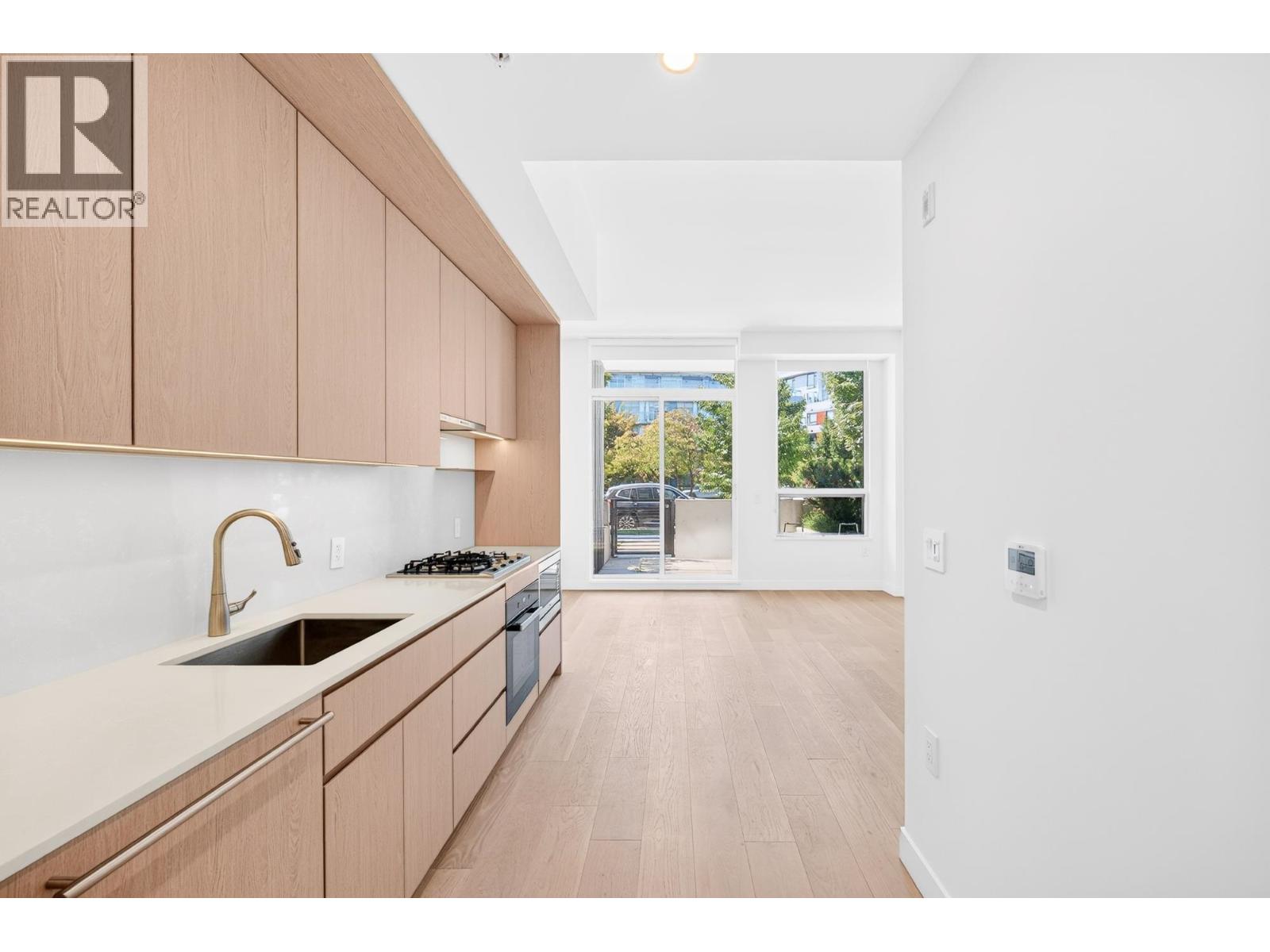 116 5212 Cambie Street Property Photo 18