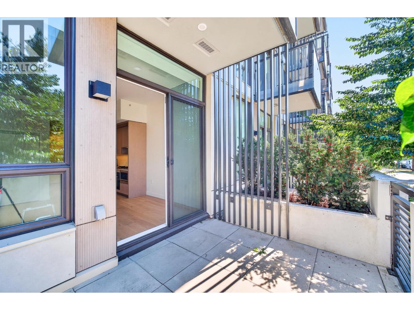 116 5212 Cambie Street Property Photo 22