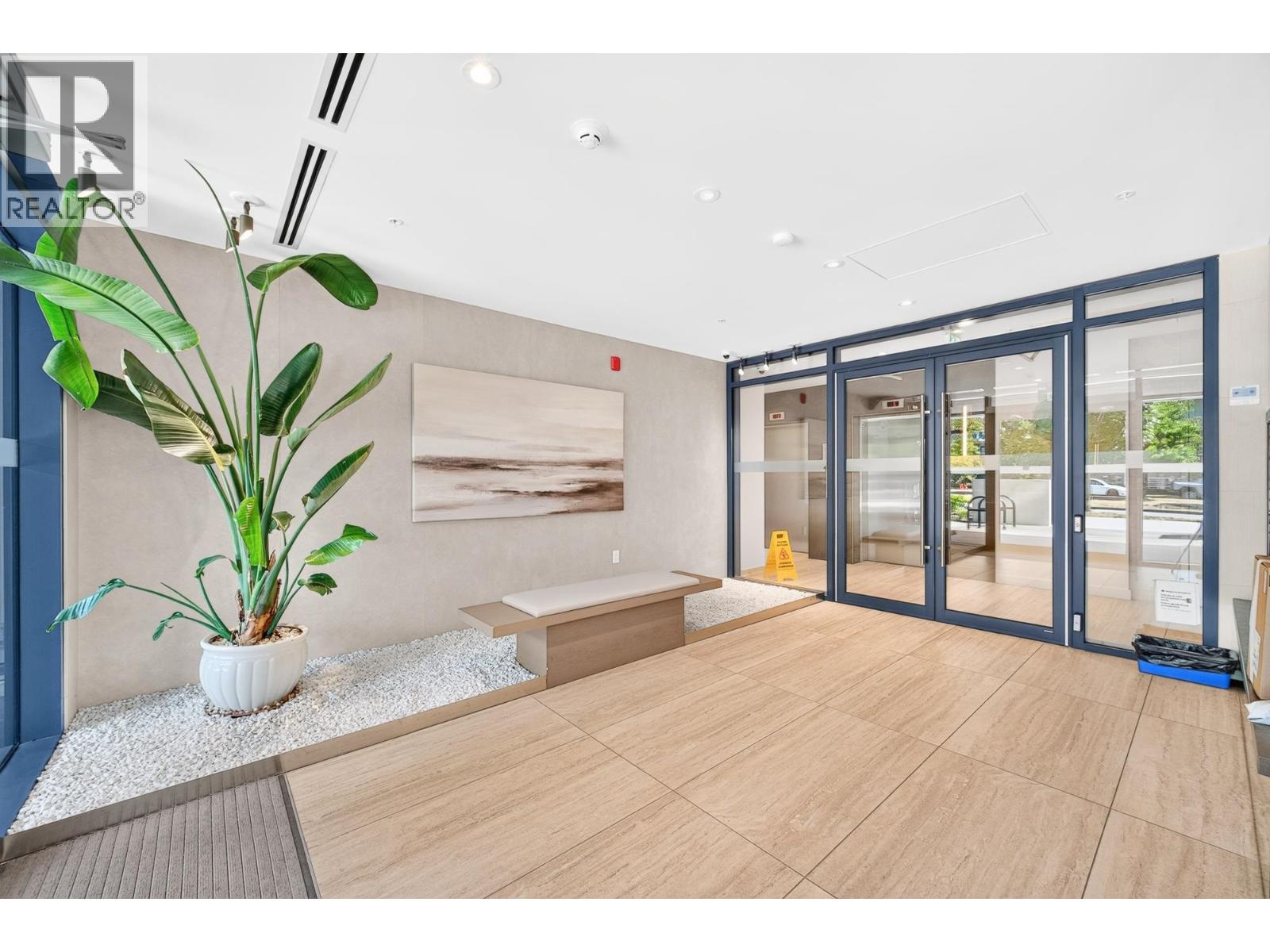 116 5212 Cambie Street Property Photo 25