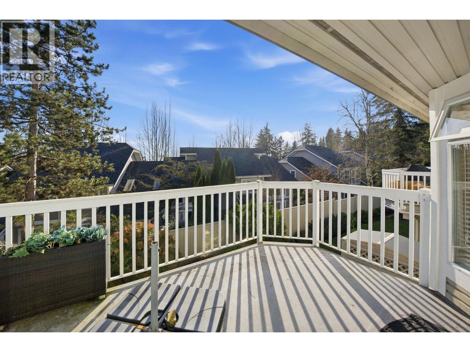 817 Roche Point Drive Property Photo 16